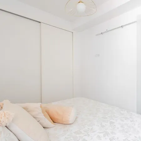 Puerta Del Centro Apartment Malaga